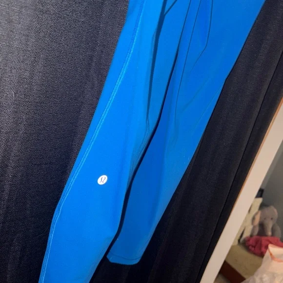 Lululemon Athletica Vibrant Blue Leggings - Picture 3 of 5